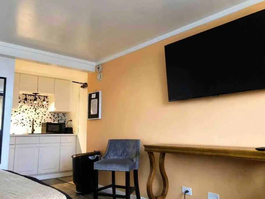 Apartment *Rarelayout*2Qn Beds*Great For Groups,Friends,Wakiki Honolulu United States